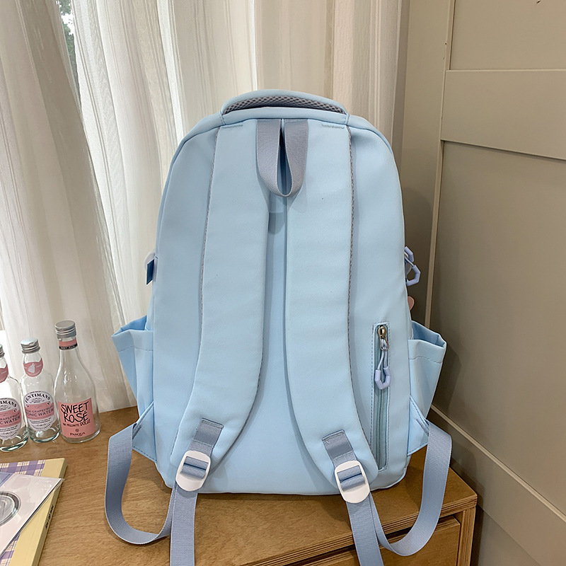 A new, cute and cartoonish bag with a high level of appearance. It is a casual, simple, lightweight and versatile backpack for high school and junior high school students, suitable for commuting Specification drawing