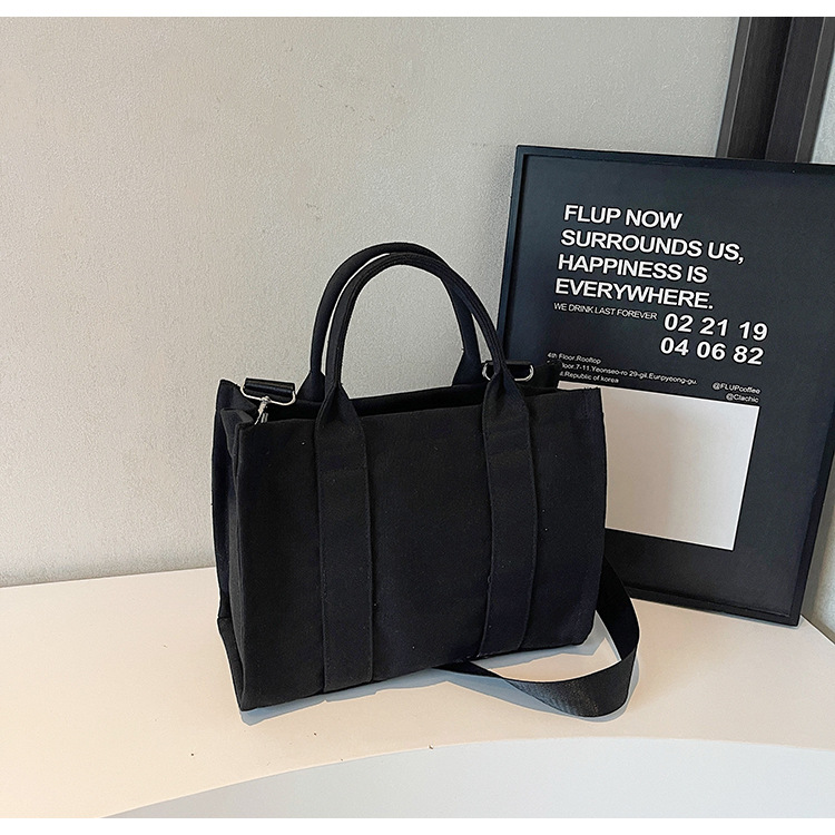 High-end, light luxury, stylish, versatile and simple single-shoulder bag, a niche crossbody bag for commuting, and a trendy tote bag for shopping and traveling Application Scenario