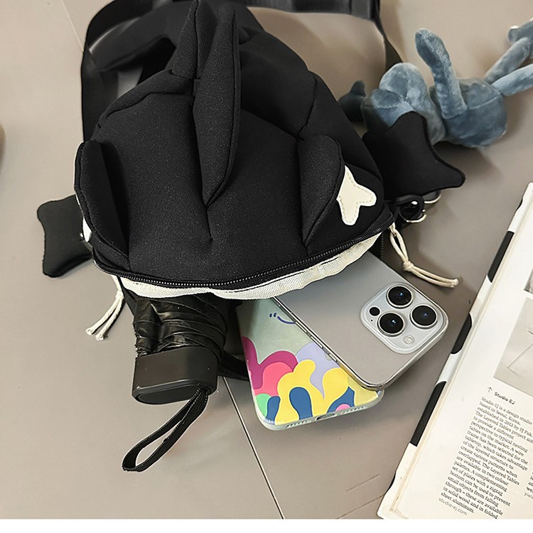 A quirky and unique small shoulder bag from Korean Instagram, a cool and cute shark casual and simple crossbody bag for students Application Scenario