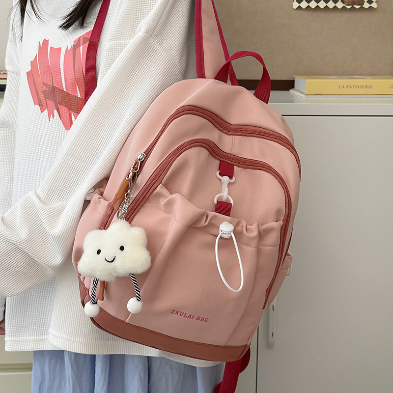 College-style simple small backpack, Japanese-style ins fresh and clean children's travel backpack, fashionable mom with kids backpack full figure