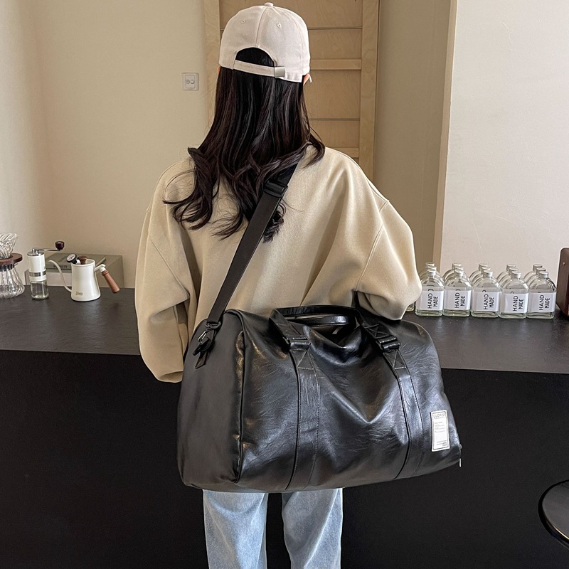 Men's large-capacity crossbody handbags, luggage bags, women's short-distance lightweight sports and fitness bags, travel backpacks details Picture