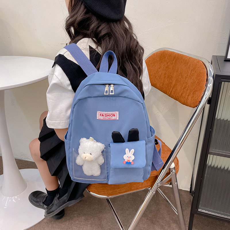 New cartoon little rabbit early education children's schoolbag, cute baby leisure kindergarten small class boys' and girls' backpack Application Scenario