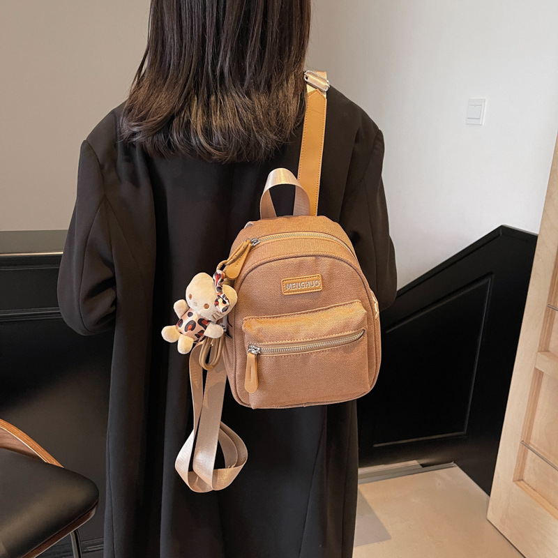 A high-end and stylish small bag for women, a new Korean style Instagram mini backpack with a high appearance level, simple and versatile, for commuting and shopping full figure