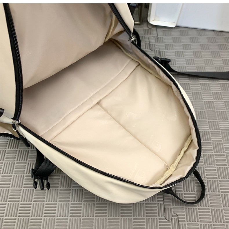 2025 New trendy brand backpacks for male college students, female junior and senior high school students, large-capacity computer travel backpacks Application Scenario