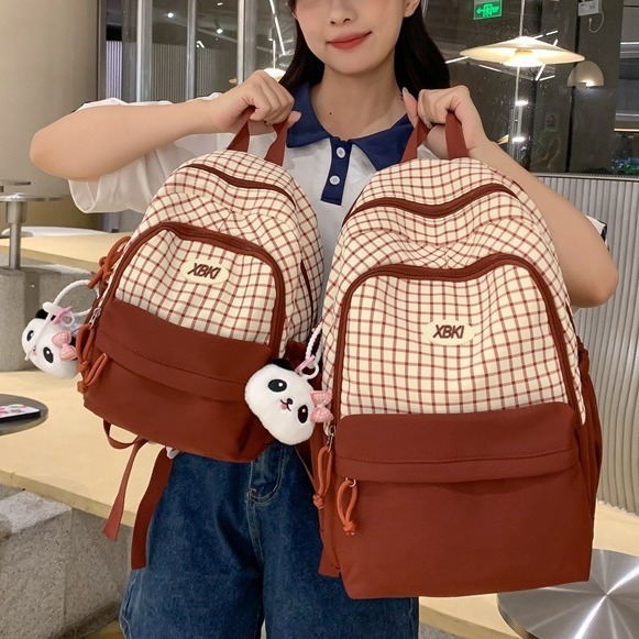 Japanese-style ins color-blocking checkered schoolbag for girls, high school and college students, travel backpack, mommy bag, lightweight and small backpack full figure