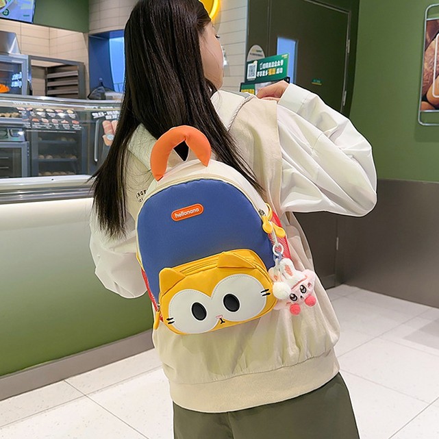 2025 New style cute and soft mini backpack for kindergarten children, high appearance level, color-blocking waterproof backpack for spring outing details Picture