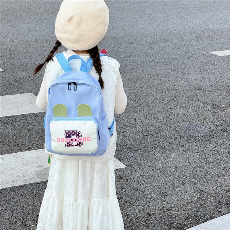 Trendy children's fashionable color-blocking backpacks, ultra-light backpacks for boys and girls traveling, cool and versatile small schoolbags Specification drawing