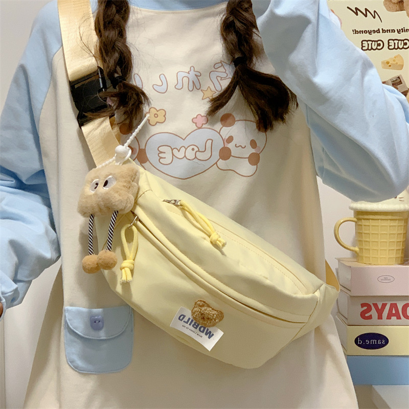 Dopamine cute bear chest bag, fresh and light, student waist bag, forest-style, versatile, mobile phone, crossbody small bag for girls full figure