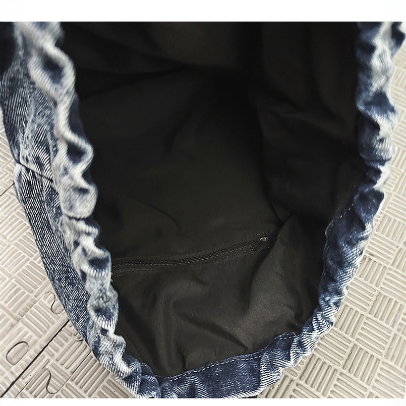 Factory drawstring backpack, letter fashion, denim drawstring pocket, light and simple, foldable canvas backpack Application Scenario