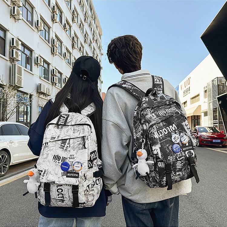 New 2025 niche design graffiti schoolbag for middle and high school students, men's high-end style, large-capacity multi-compartment backpack full figure