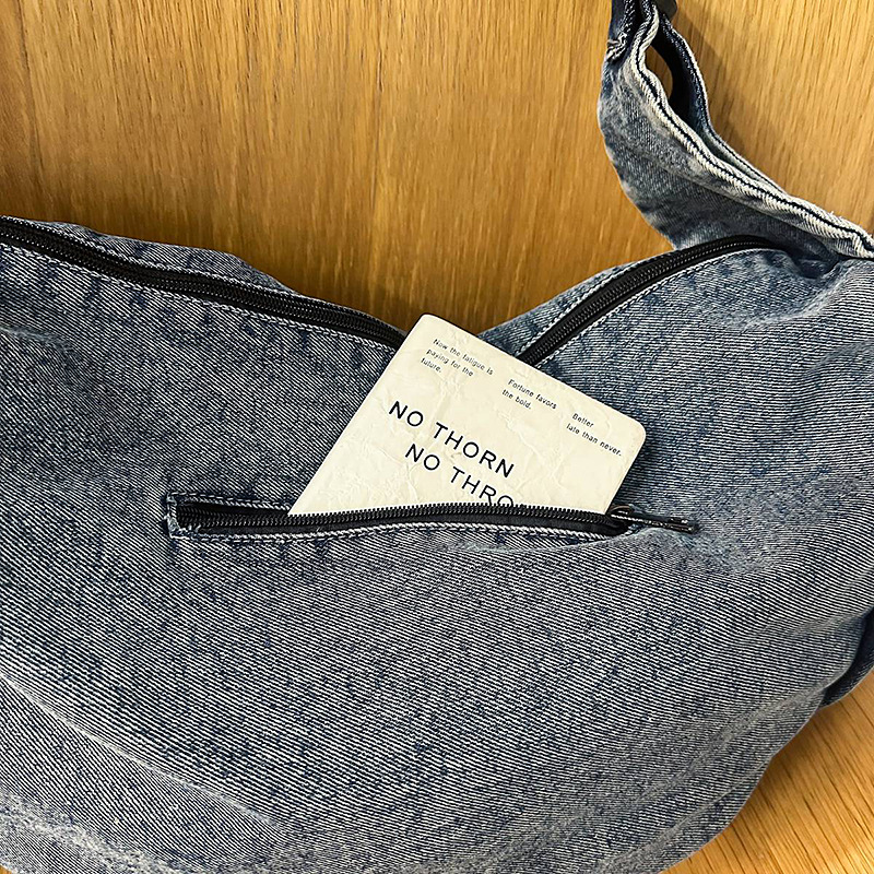 Hong Kong trend brand Harajuku ins high-end retro bag, underarm bag, versatile denim for women, outdoor shopping crossbody bag Specification drawing