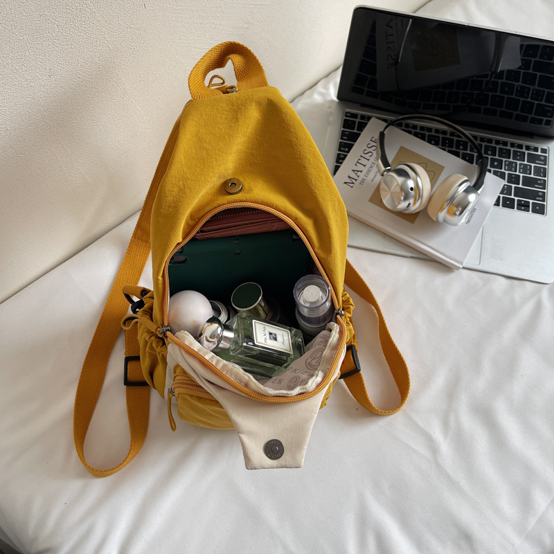 A new 2025 lightweight, simple, fashionable and versatile multi-purpose backpack for women Application Scenario