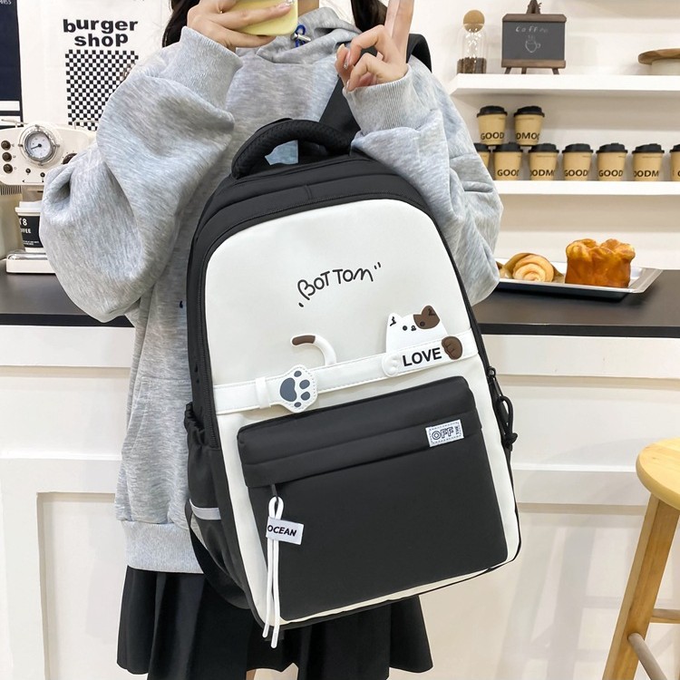 New type of schoolbag for primary school students in grades five and six and junior high school students, large-capacity, lightweight backpack manufacturer Specification drawing