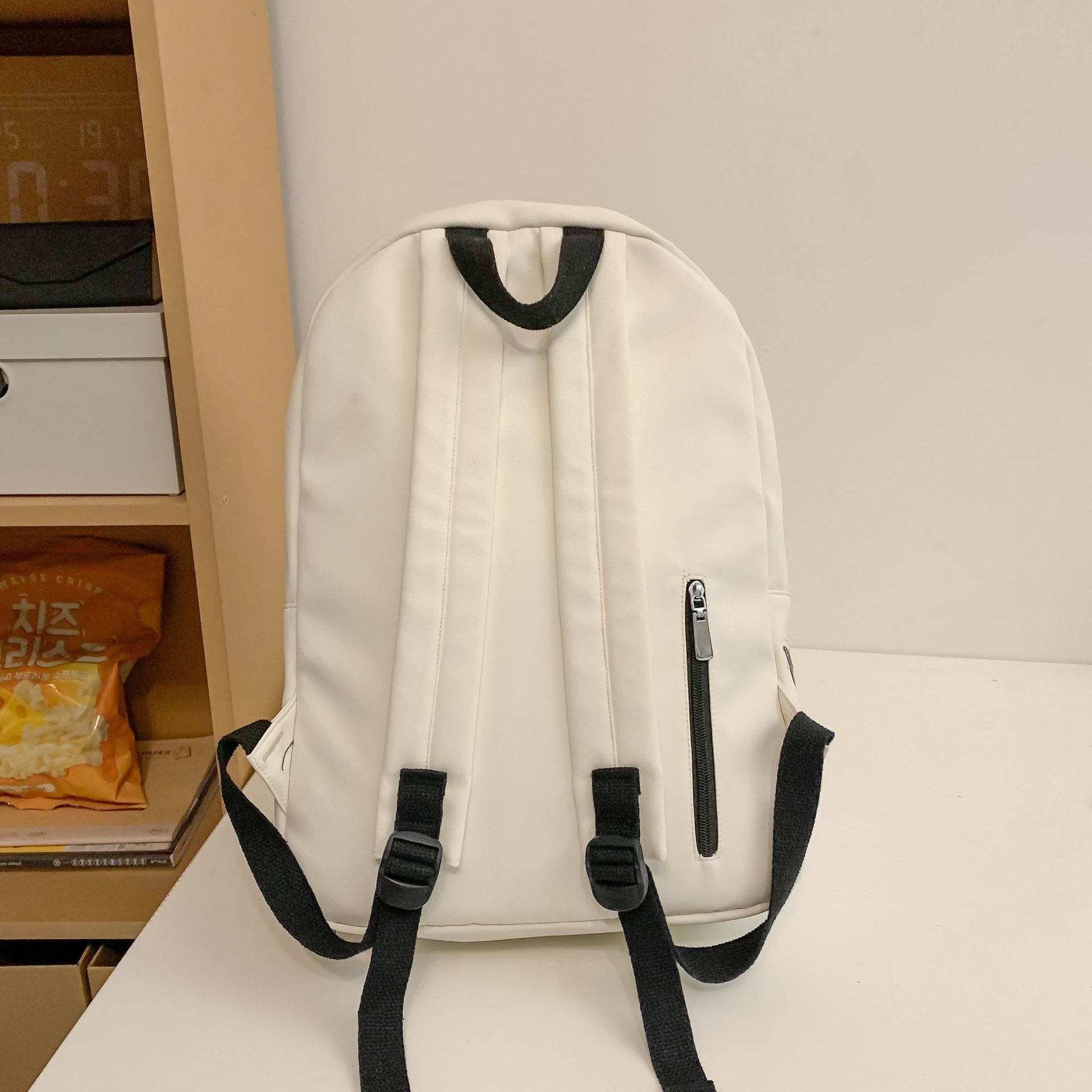 New Korean-style Instagram painted graffiti schoolbag for girls, a fresh and simple school-style backpack for primary school students Specification drawing