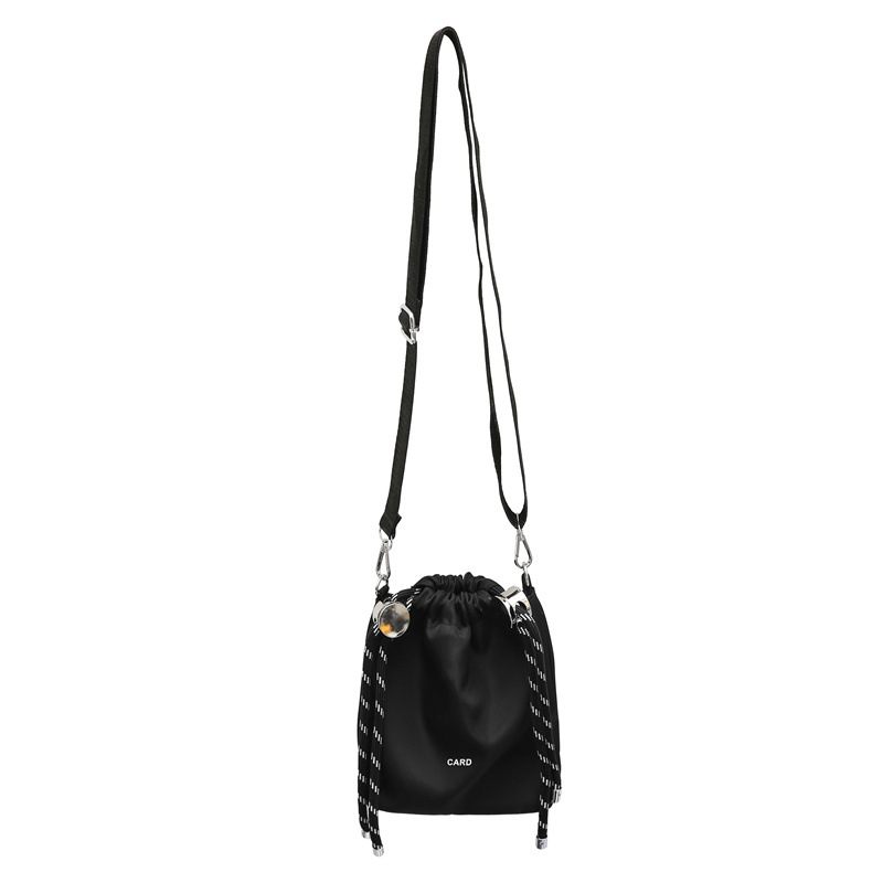 New black trendy crossbody bag for mobile phones, 2024 spring new mini couple fashionable single-shoulder bag Item Picture