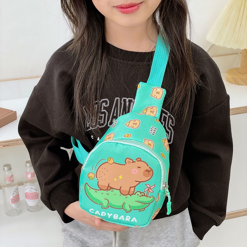 New cartoon and anime children's bags, Korean-style little girl chest bag, light and casual, single-shoulder cute crossbody bag for boys and girls Application Scenario