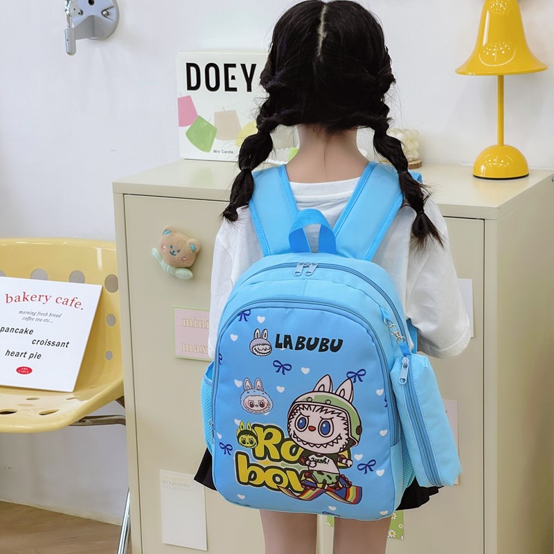 The 2025 summer new children's schoolbag is cute and stylish for girls. It's a cartoon printed small backpack for kindergartens Application Scenario