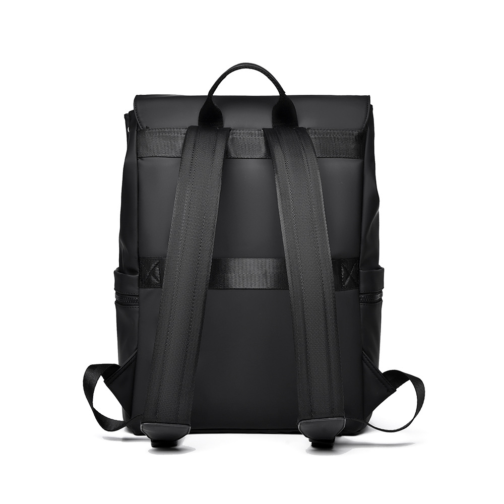 The new men's casual backpack exudes a sense of high-end fashion and individuality. It is a simple and casual solid-color backpack for men Specification drawing