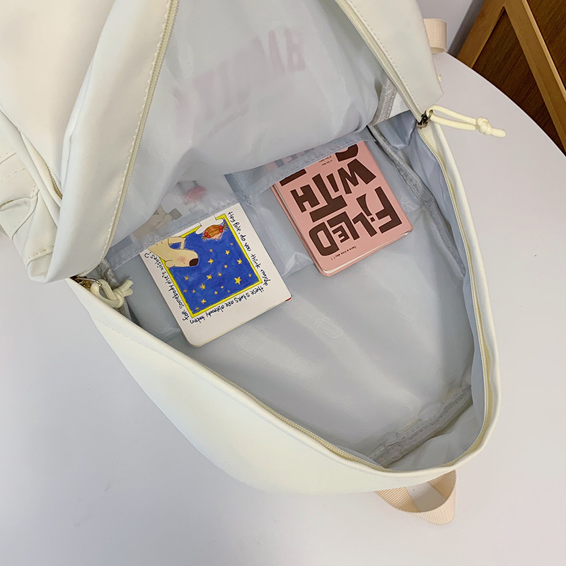 Spring new schoolbag for girls, forest-style fresh and light travel backpack, Korean-style girlish small backpack Application Scenario