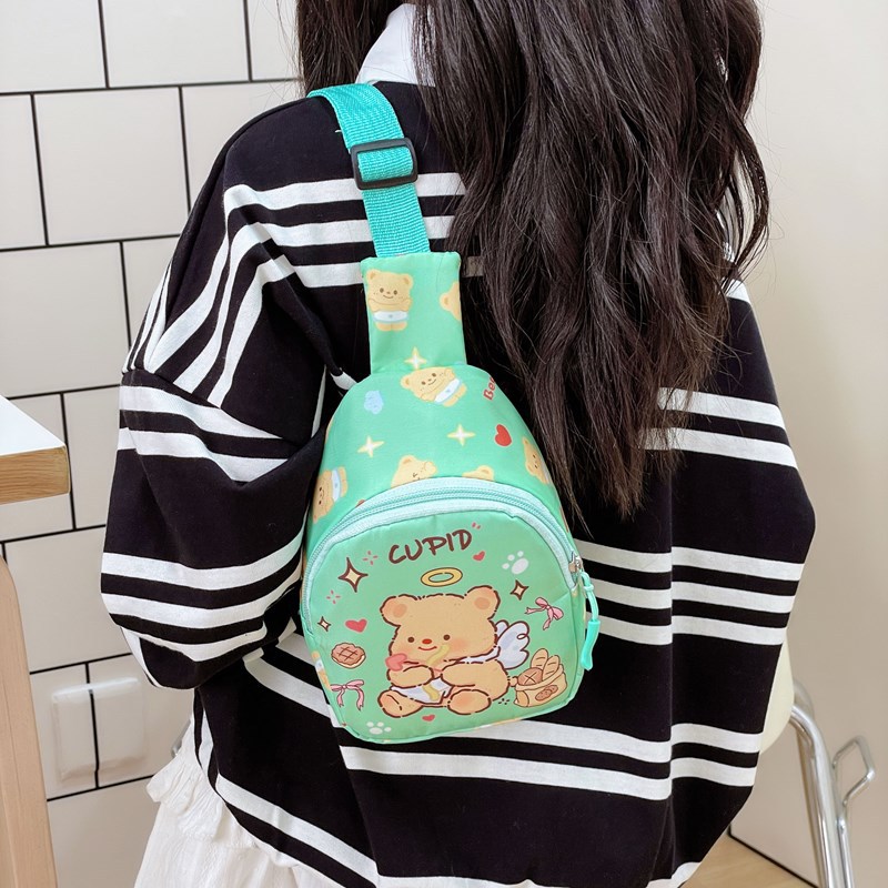 Children's Bag 2025 New style Korean-style cute animal print baby chest bag, lightweight girl sweet colorful crossbody bag Application Scenario