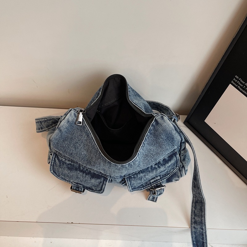 2025 New niche underarm bag, forest-style trendy Korean retro messenger bag, simple single-shoulder bag, versatile crossbody bag Specification drawing