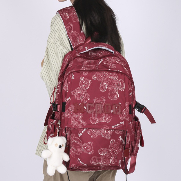 New high-capacity backpack for female college students, junior and senior high school students, simple and versatile, fashionable backpack for men full figure