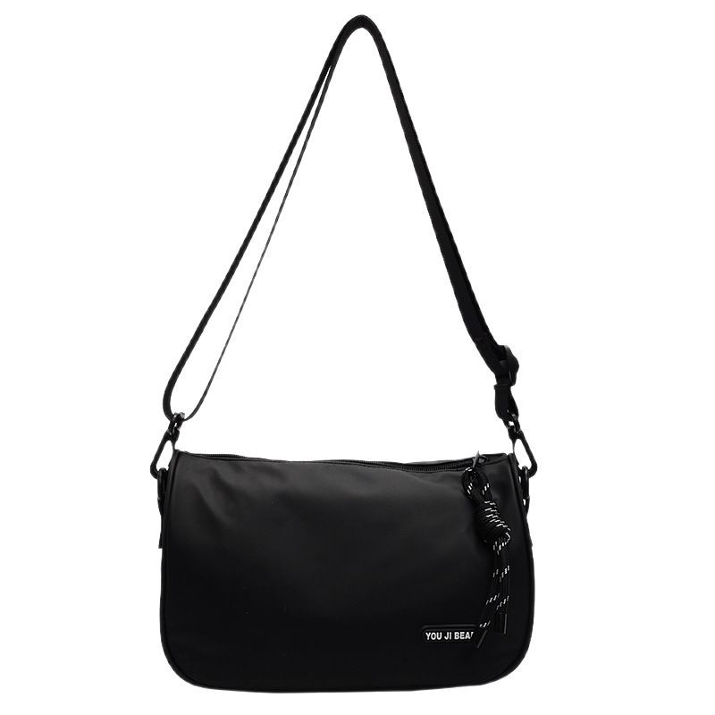 The 2025 new style of fashionable, casual and stylish women's bag, Korean-style lightweight single-shoulder bag, versatile and simple crossbody bag Item Picture