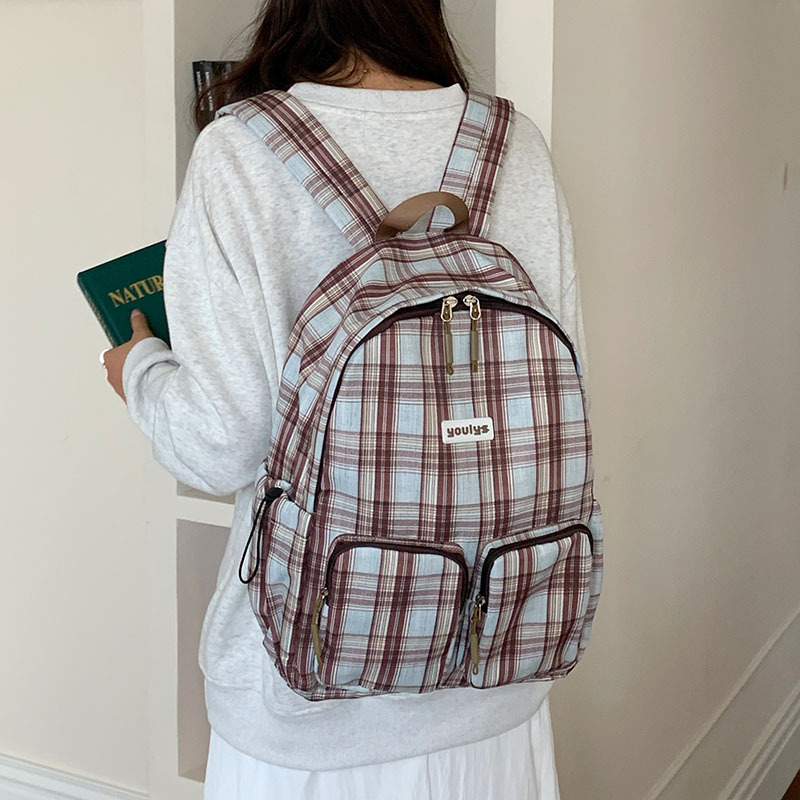 2025 New retro checkered backpack for girls, with a sweet and girlish atmosphere, polka dot casual and versatile backpack full figure