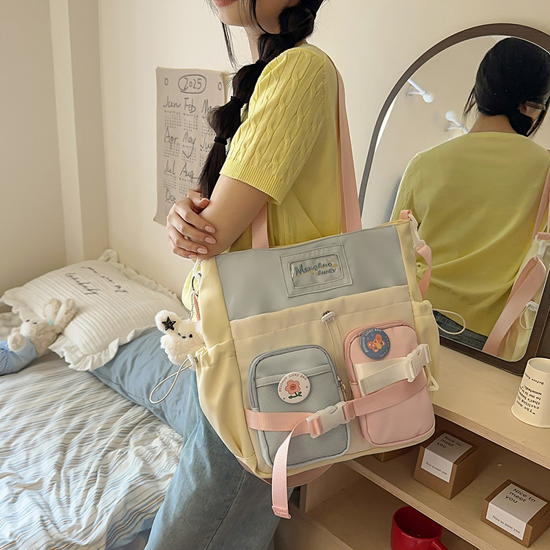 Japanese-style cute girl color-blocking single-shoulder bag, large capacity, fresh and sweet, tutorial and class bag, versatile tote bag for commuting details Picture