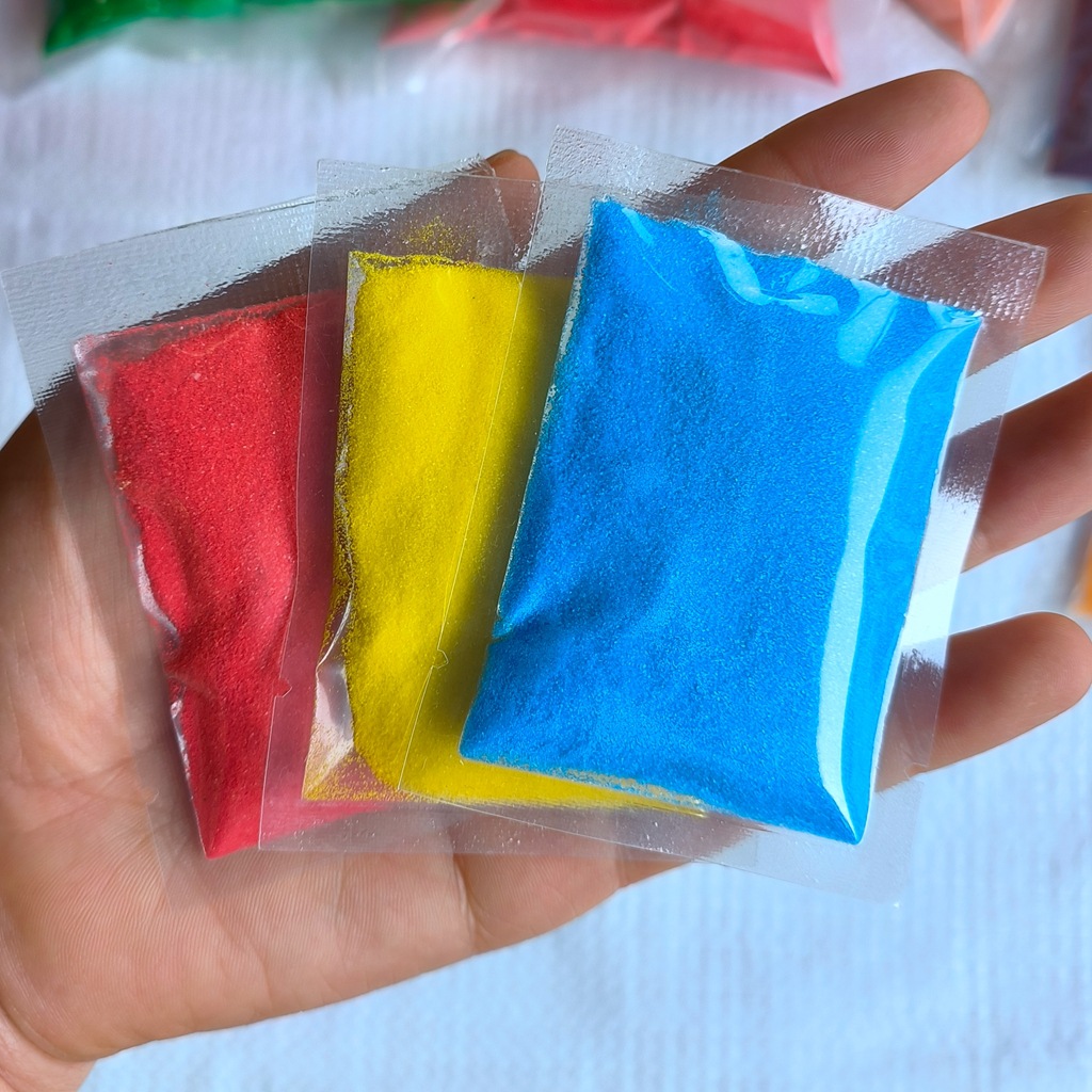 Decorative colored sand, fine sand, 1-pound package of cloisonne sand, painting sand, children's play sand for amusement parks, colored sand manufacturer Application Scenario