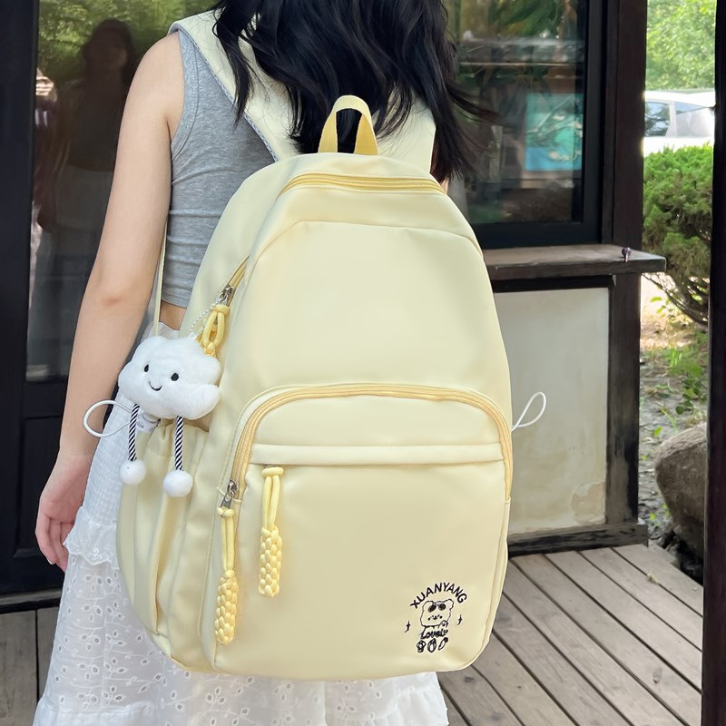 A new high-appearance-level, fresh and sweet candy-colored cartoon embroidered backpack for girls in the style of Instagram full figure