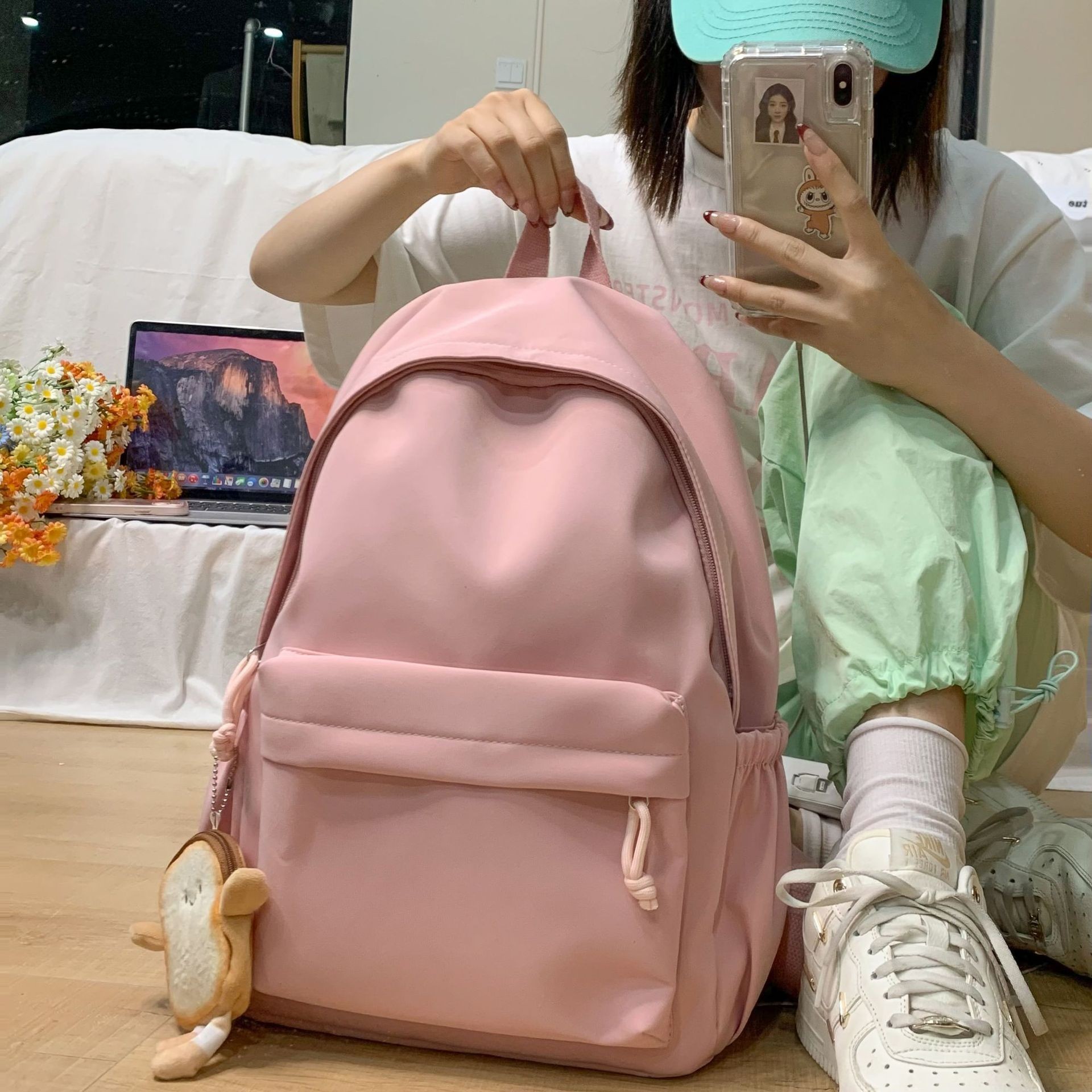 Forest-style ins style, high appearance level, large capacity solid color schoolbag, casual and versatile backpack, commuting, class and tutorial backpack full figure