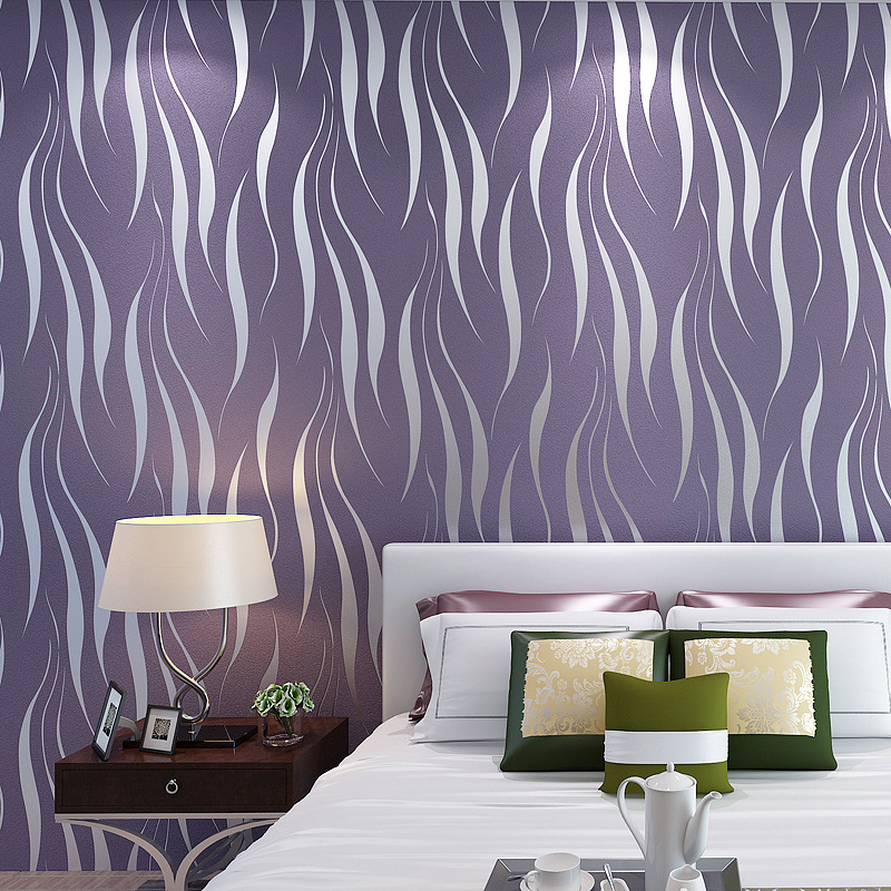 Simple, fashionable and elegant wavy striped grey TV background wallpaper, modern living room sofa non-woven fabric wallpaper Application Scenario