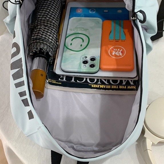 Forest-style ins soft girl, solid-colored girl, large-capacity backpack for junior high school students, high appearance level, macaron travel bag Application Scenario