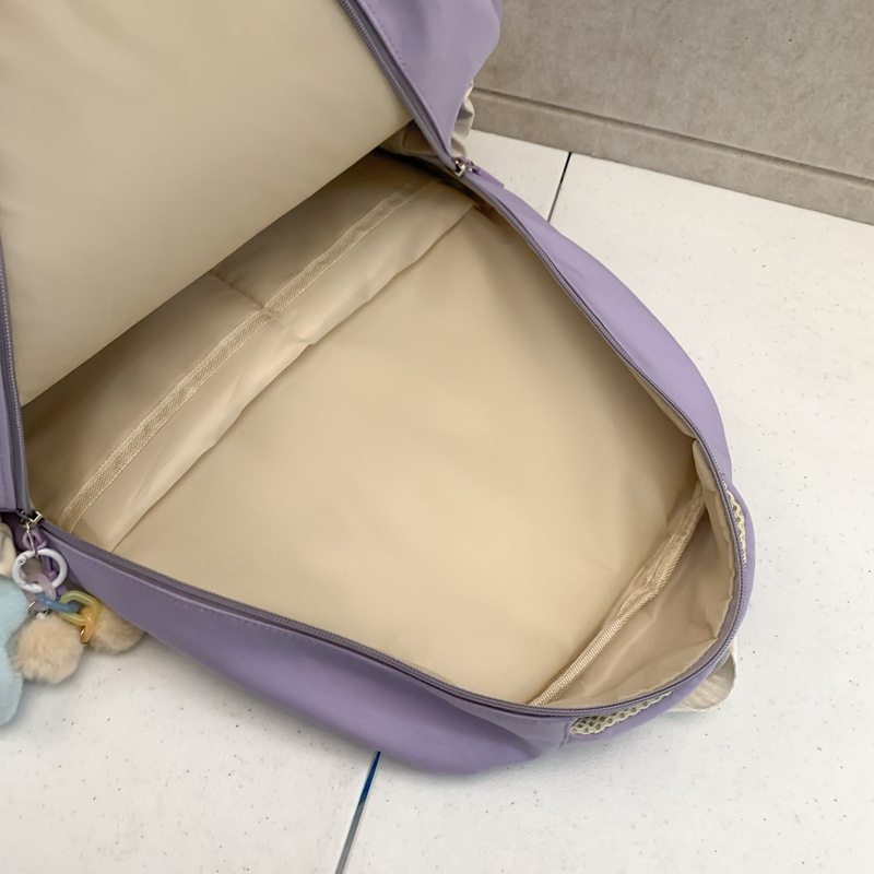 The new summer 2024 schoolbag, a forest-themed ins fresh and versatile backpack for middle school students in grades three to six Application Scenario