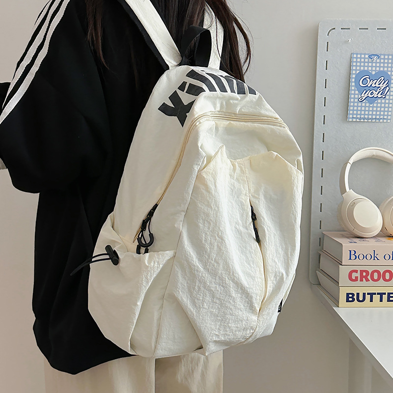 A new Japanese letter-style backpack for junior and senior high school students, which is casual, simple, lightweight, versatile and has a large capacity details Picture