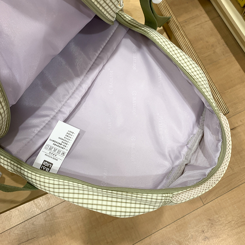 High-appearance-level checkered schoolbag for female college students, casual backpack for junior high school students, large-capacity versatile backpack for senior high school students, trendy Application Scenario