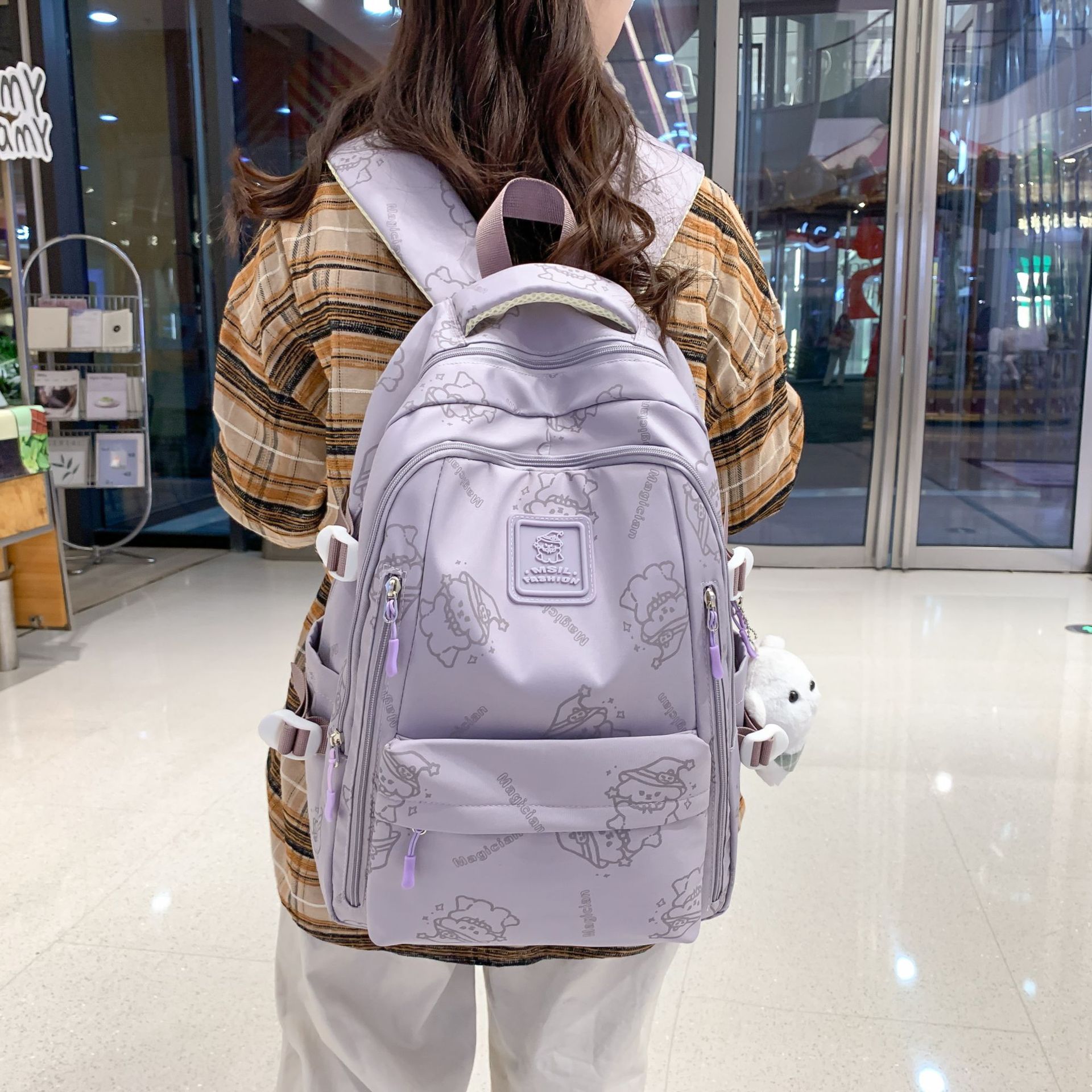 A simple and niche 2024 new high-appearance-level backpack for primary and secondary school students, a Japanese-style sweet girl backpack details Picture