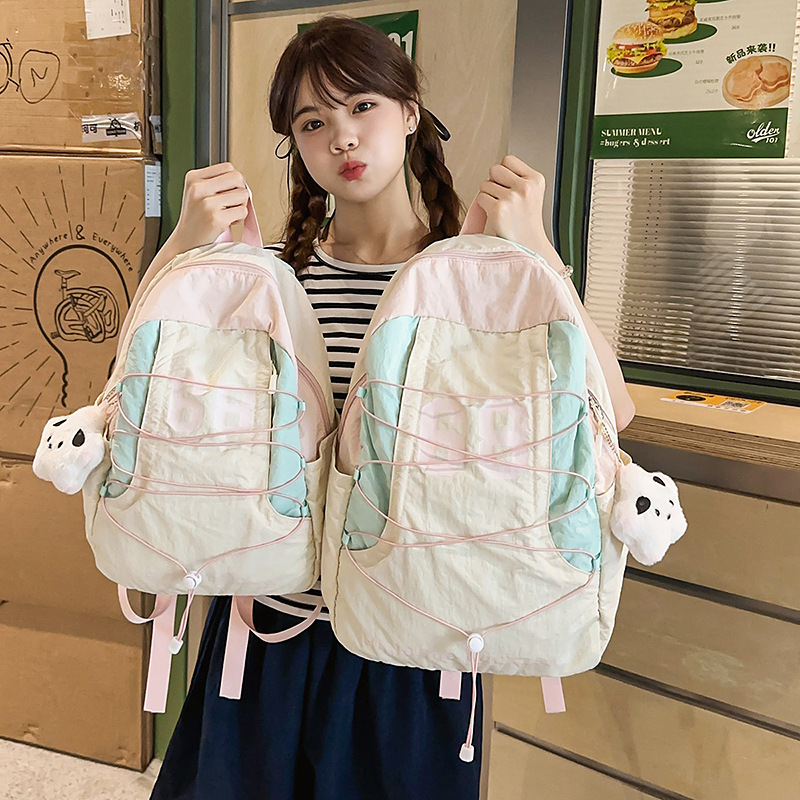 New multi-color, pleated, lightweight outdoor sports soft backpack with high appearance level and girlish heart travel small backpack full figure