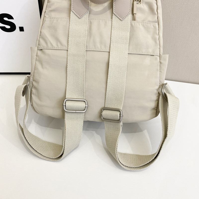 A new, fashionable and versatile backpack for women in 2025, suitable for college students' daily commutes and outdoor spring outings, as well as small backpacks for mountain climbing Specification drawing