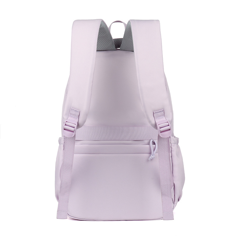 This new schoolbag is a lightweight backpack for girls in the Korean style with multiple compartments and a high level of appearance, suitable for primary and secondary school students in grades three to six Application Scenario