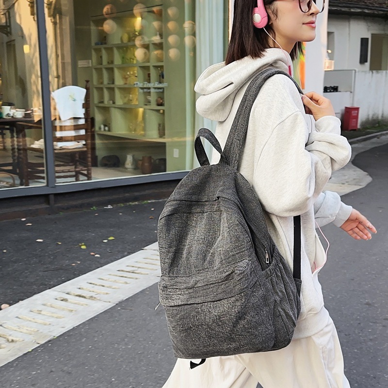 2025 New ins fashionable, simple, lightweight and casual backpack, Japanese style, versatile, large-capacity backpack, cute schoolbag details Picture