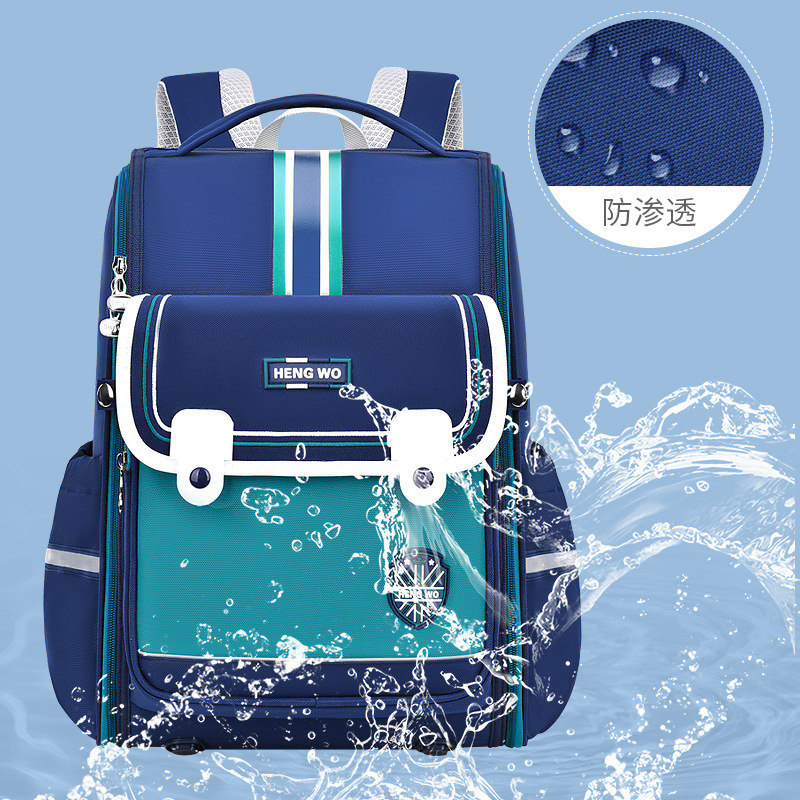 New scientific spine protection primary school schoolbag with 3D back pad for boys and girls in grades one, two, three, four, five and six Application Scenario
