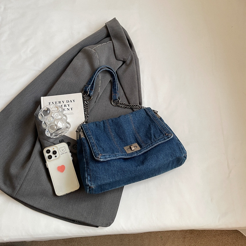 Retro casual denim bag for women, new high-end chain shoulder bag, large-capacity commuter tote bag, crossbody Specification drawing