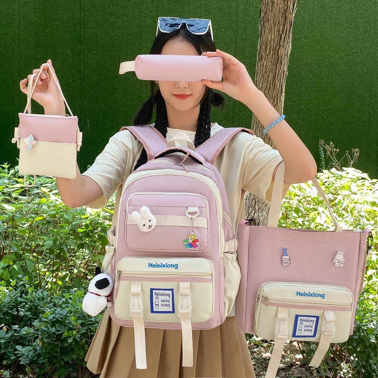 New high-appearance-level, color-blocking and cute student backpack, portable book bag, document bag and training backpack full figure