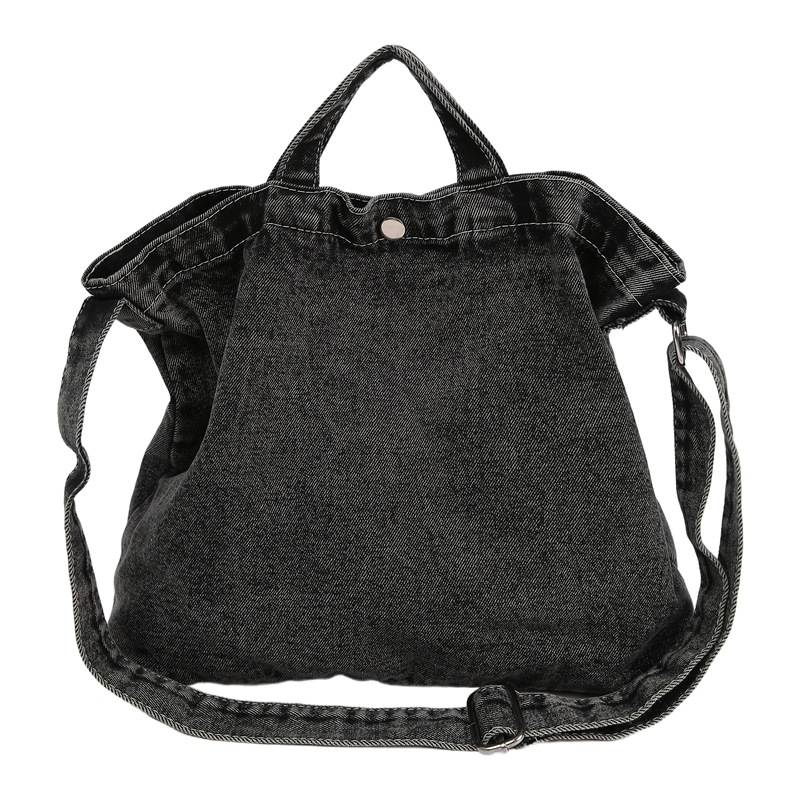 A new Korean-style denim bag, underarm bag, casual, simple, lightweight, fashionable and versatile crossbody bag for women Item Picture