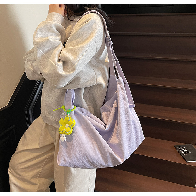 Lazy style large-capacity bag, summer pleated solid color single-shoulder bag, versatile commuting underarm bag, casual and simple tote bag full figure