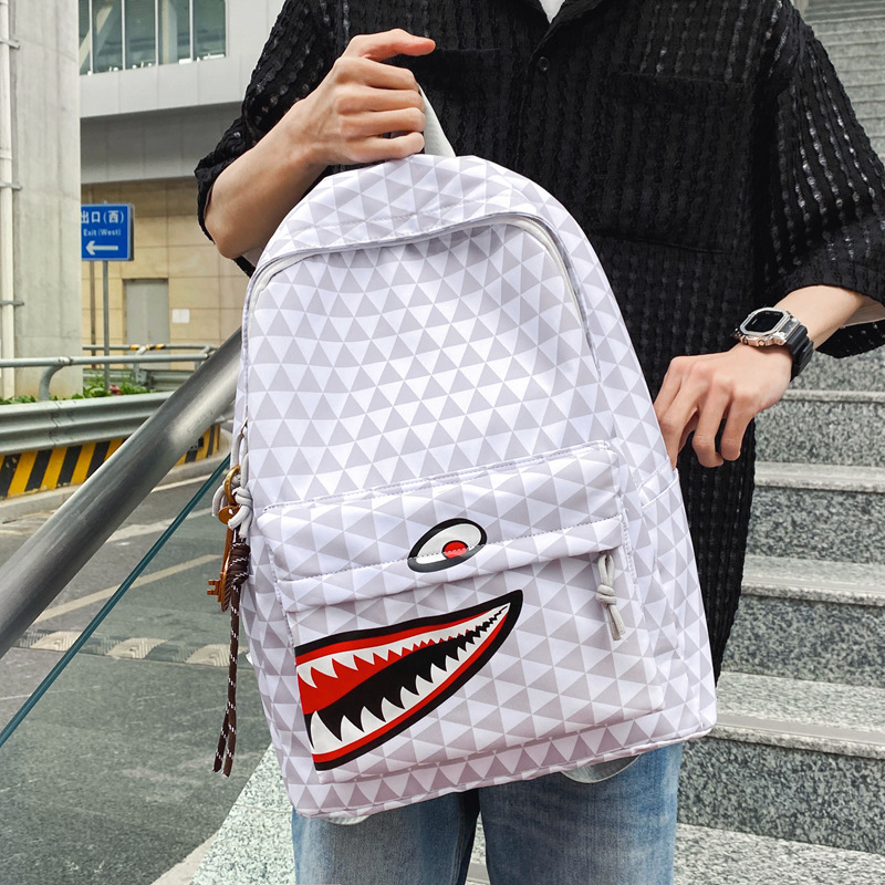 New Korean-style checkered backpack, casual and trendy large-capacity computer bag, and schoolbag for primary and secondary school students, junior high school and senior high school Application Scenario