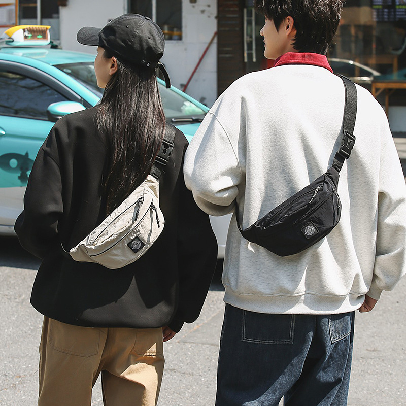 Japanese-style chest bag for women, simple and casual workwear bag, street trend sporty fashion, inS-style small crossbody bag for men, waist bag details Picture