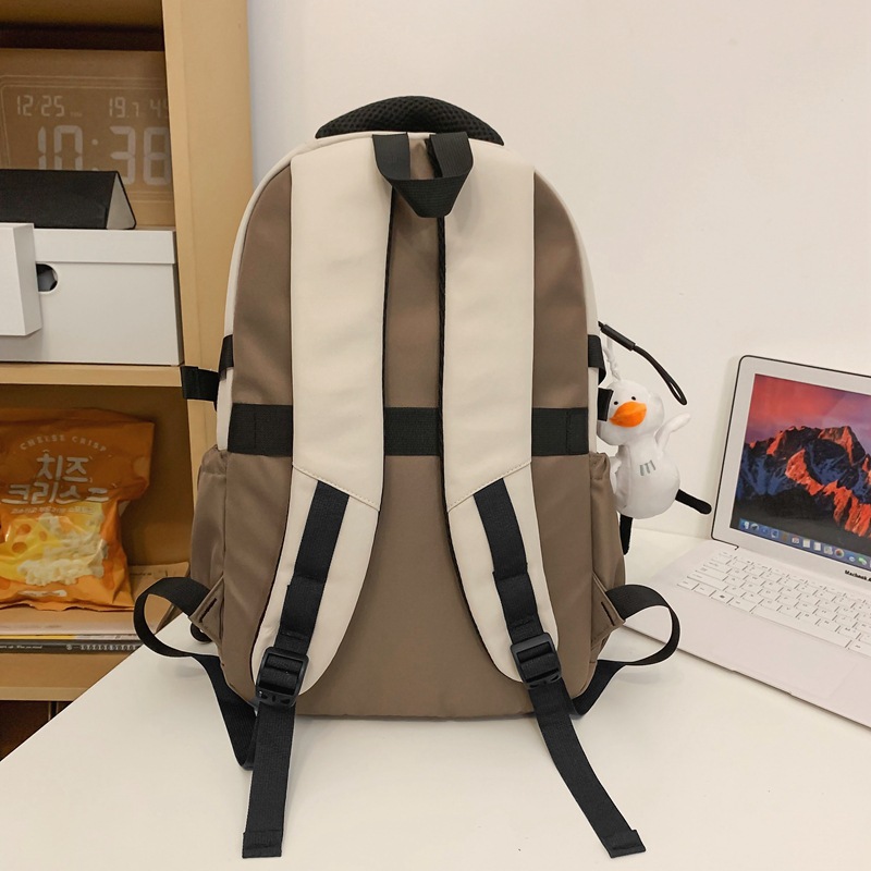 A Japanese, ins workwear style college student sports backpack with a large capacity and sturdy middle school student backpack Specification drawing